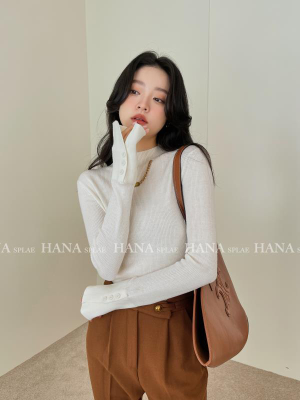 [HANNA Hanna] Solid color all-match semi-round neck turtleneck knitted bottoming sweater knitted sweater (with chain) 10631# JHY
