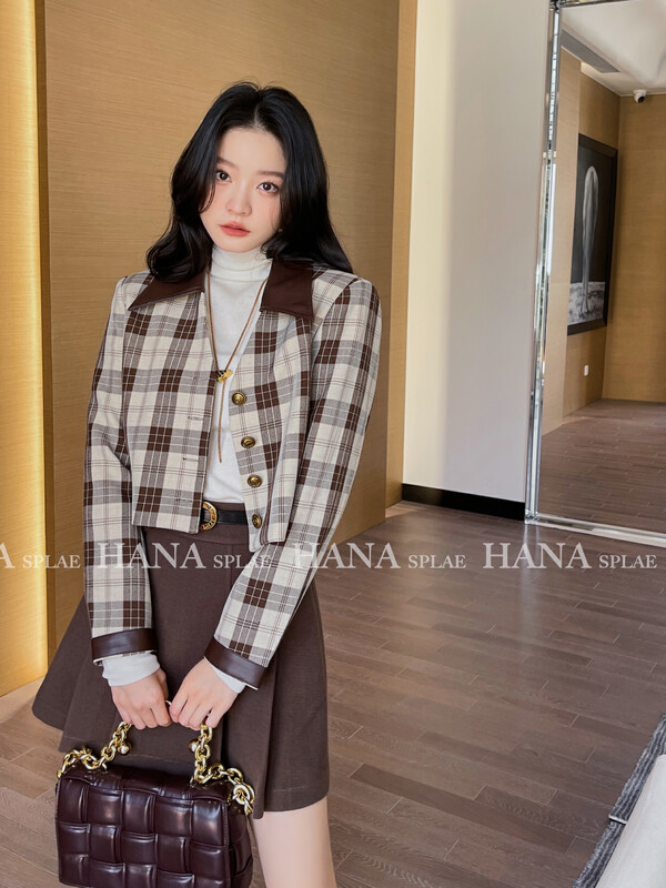 [HANNA Hanna] French retro plaid short coat women's stitching lapel top short coat H10578# JHY