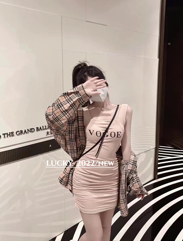 New in winter! [LUCKY] Korean version plaid long-sleeved shirt + hip-pack vest dress suit 9561# ZXX