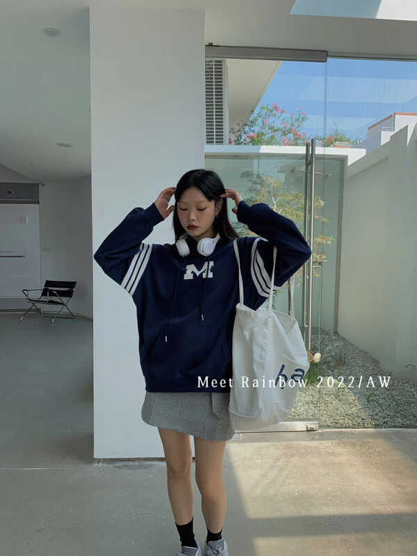 New in autumn! [MEET RAINBOW] hooded letter M comfortable pullover sweater 08551# LSL