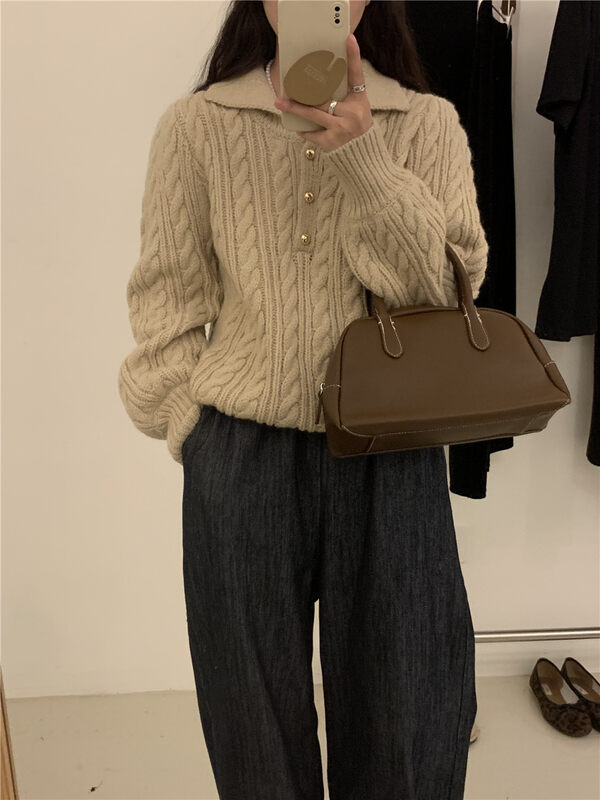 New in winter! [ARE YOU] Loose, comfortable and slim warm sweater with pullover 520# L