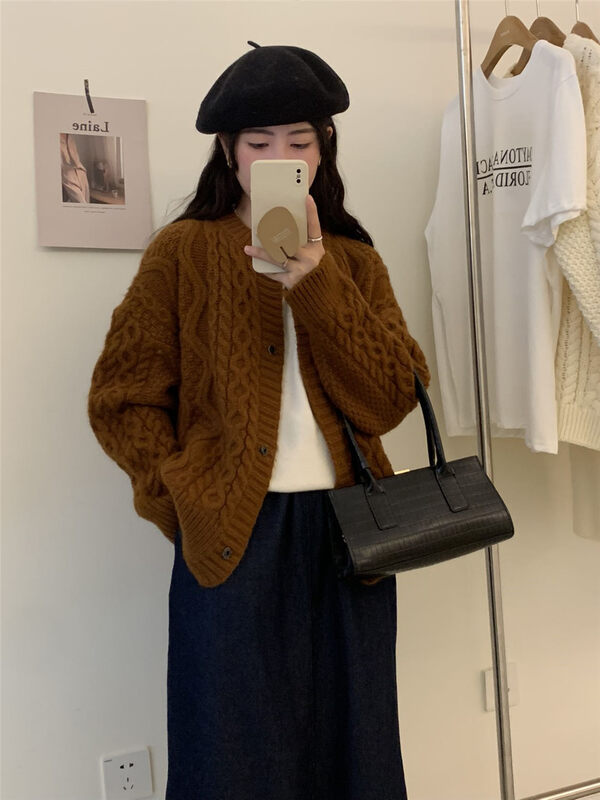 New in winter!【ARE YOU】Solid color round neck loose and comfortable warm sweater 566# L