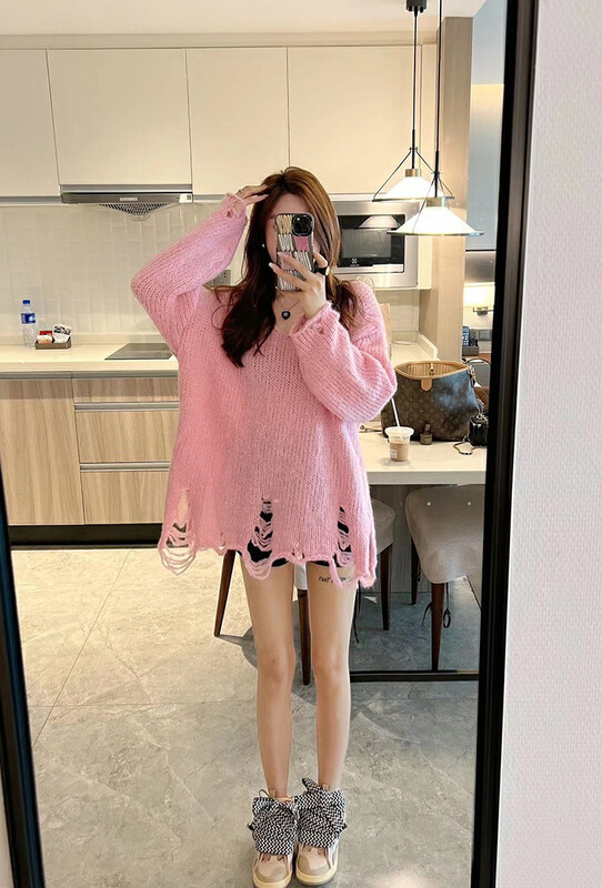 Autumn is new!【MEET RAINBOW】Fashionable Korean style loose hole warm sweater 2371# LSL