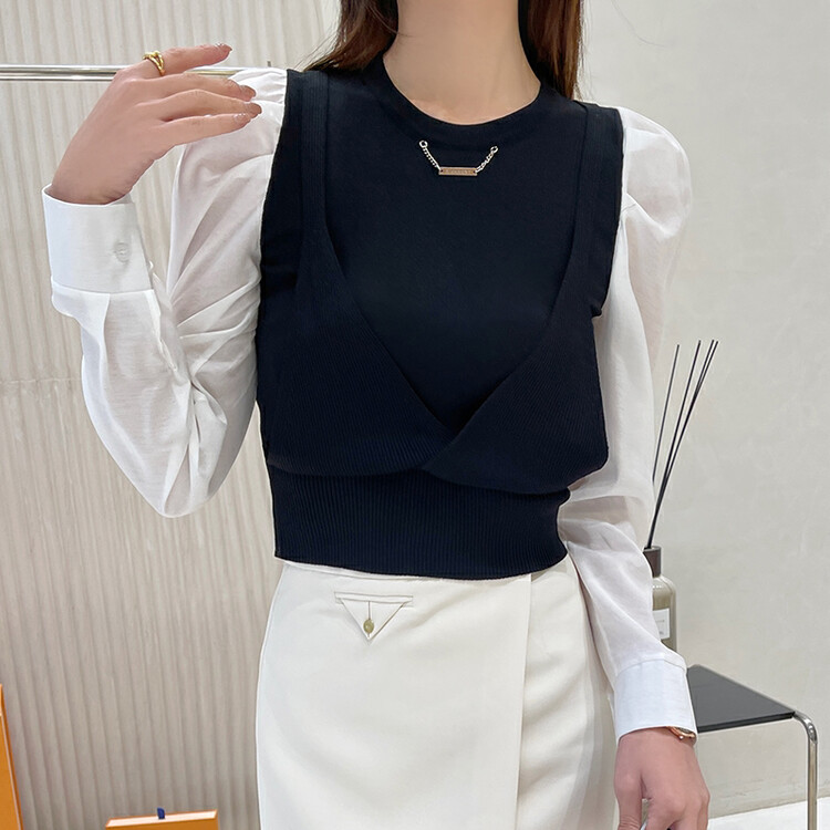 [HANNA Hanna] [Hanna] fake two-piece knitted sweater autumn new style knitted sweater H6381