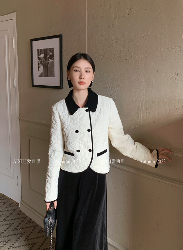 [AIXILI Aixili] The diamond-shaped double-breasted design is thin and solid color thickened cotton clothes and cotton clothes temperament 7601