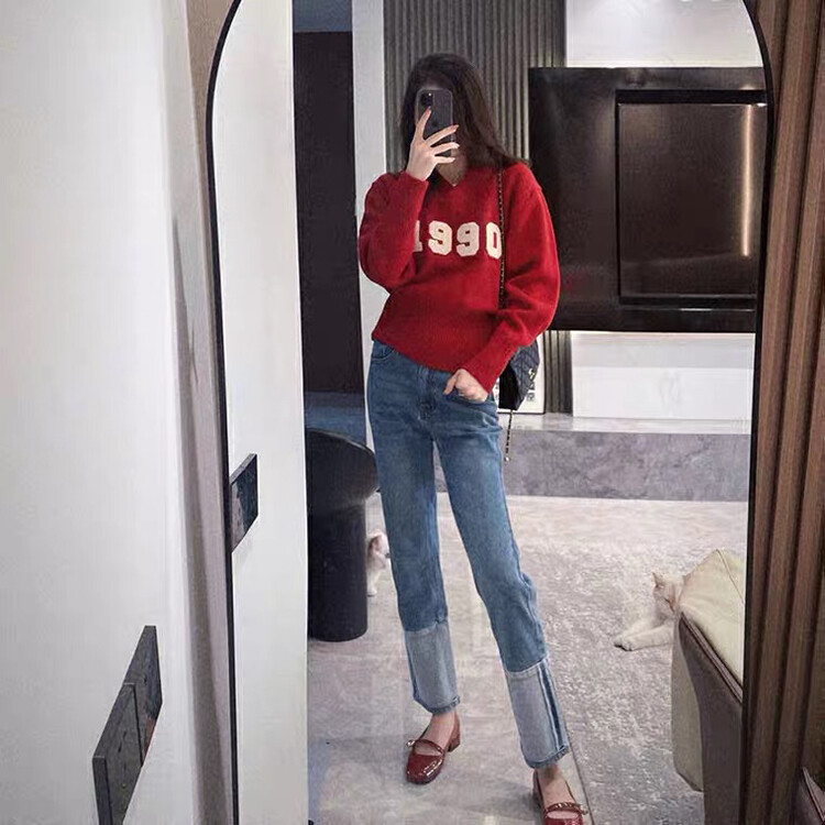 New in winter! [Ou Zhengsha] Thin retro V-neck letter printed warm sweater 19135# JJ