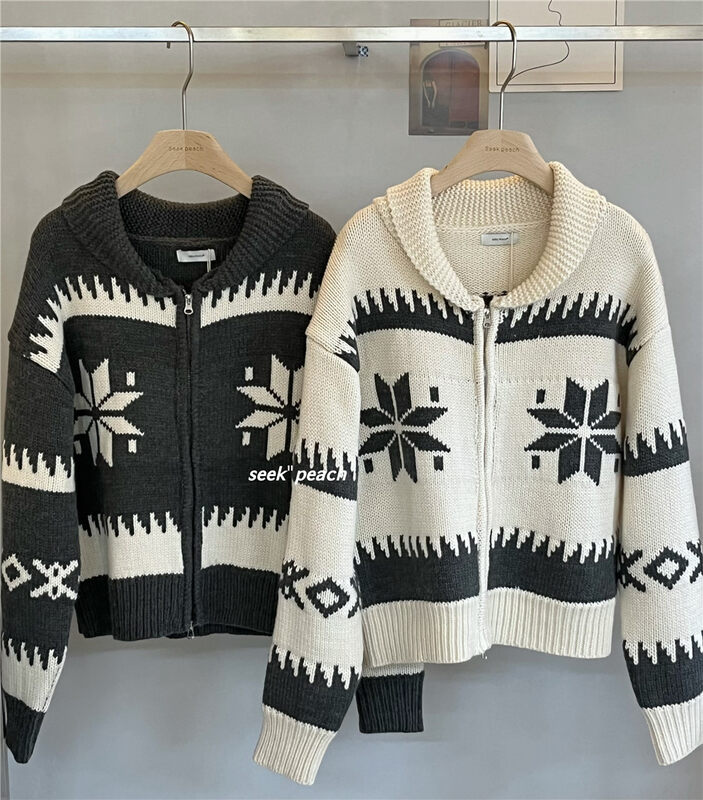 New in winter! [SEEK PEACH] zipper loose and comfortable color-blocking warm sweater 11875# L