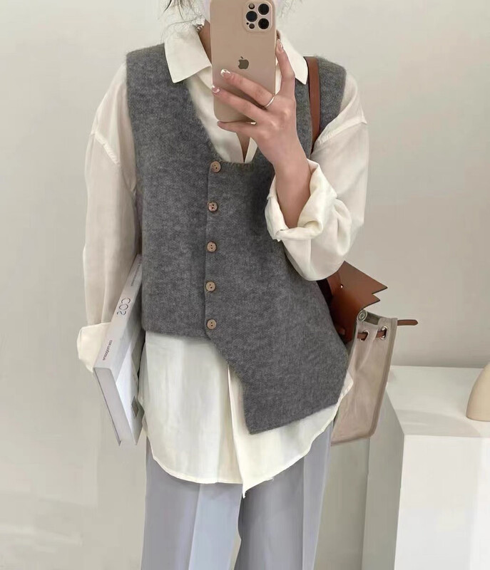 New in winter!【F·P】Sleeveless V-neck single-breasted solid color vest M0513# HBX