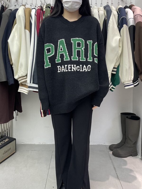New in autumn! [MEET RAINBOW] Letter Loose Korean Warm Sweater 614# LSL