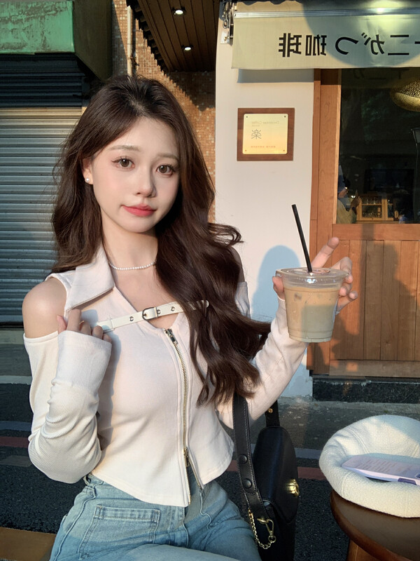 【Amanda】Designed hot girl fake two-piece off-the-shoulder short shirt 8817# PCZ