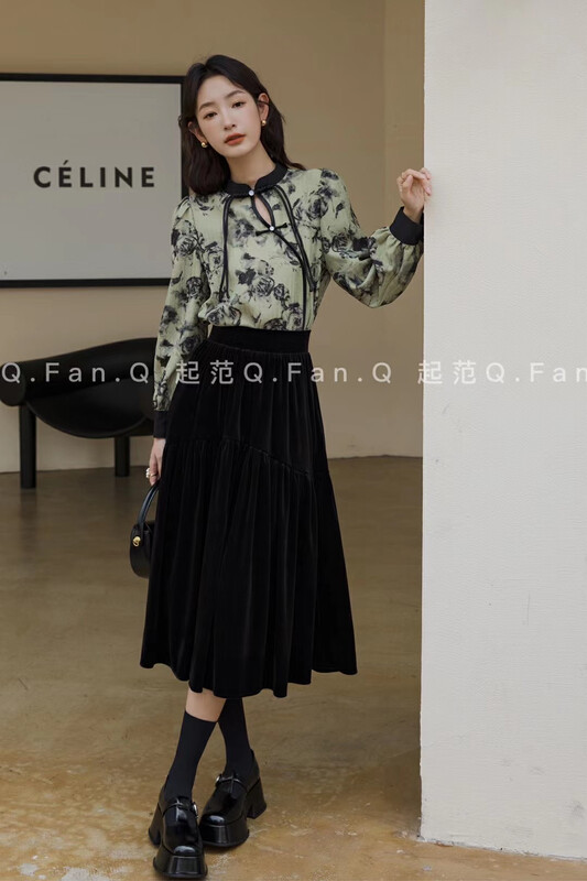 【Qi Fan】Gold velvet elastic waist all-match skirt 8118# JHY