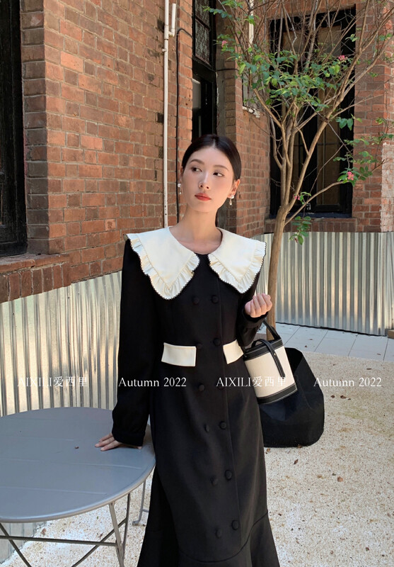 [AIXILI Aixili] Round neck lace collar single-breasted long dress dress solid color 7399