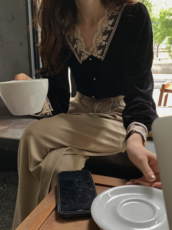 New in autumn! [T.G] lace stitching retro shirt 15657A# CLS