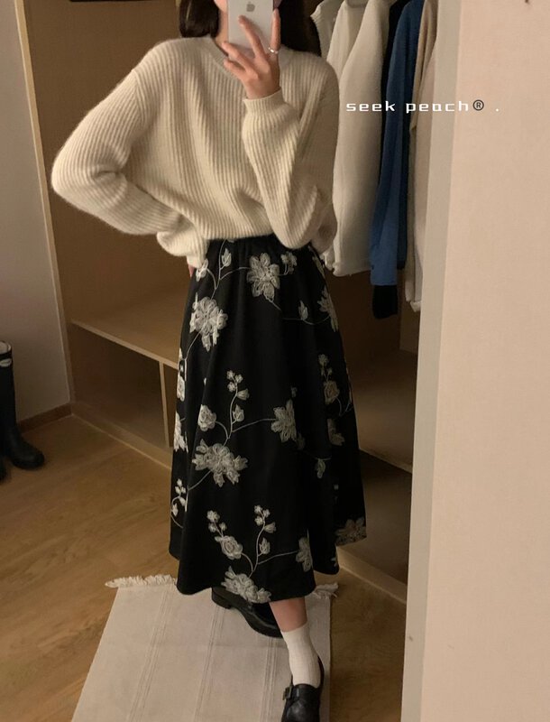New in autumn! [SEEK PEACH] pleated slim skirt 5828# L