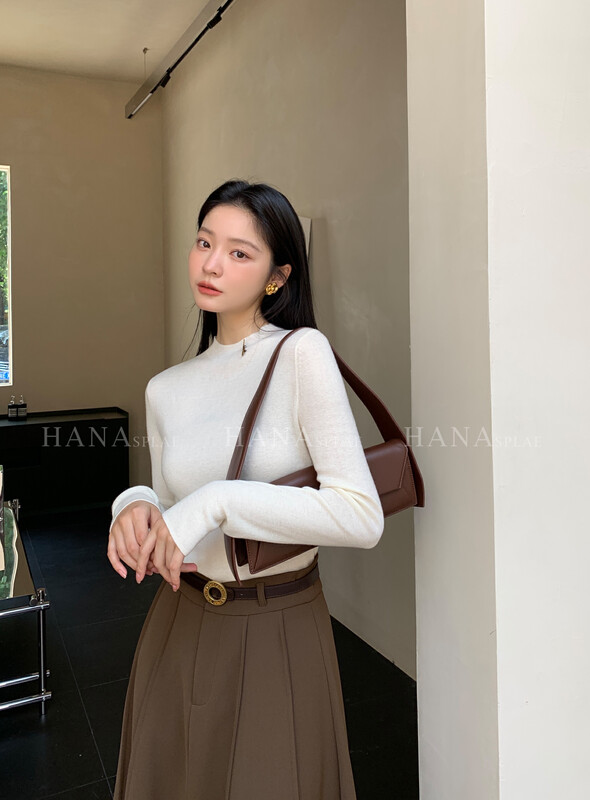 [HANNA Hanna] Simple bottoming sweater women's half turtleneck long-sleeved slim knitted sweater bottoming shirt H10629