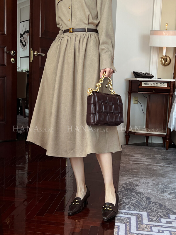 [HANNA Hanna] [Hanna] Simple commuter skirt 22 new autumn white-collar fan skirt (with belt) H3397# JHY
