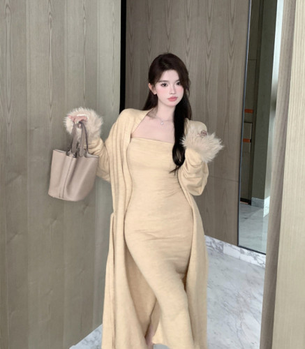 Real price real shot Dublin late autumn temperament suit tube top dress furry sleeve mid-length coat