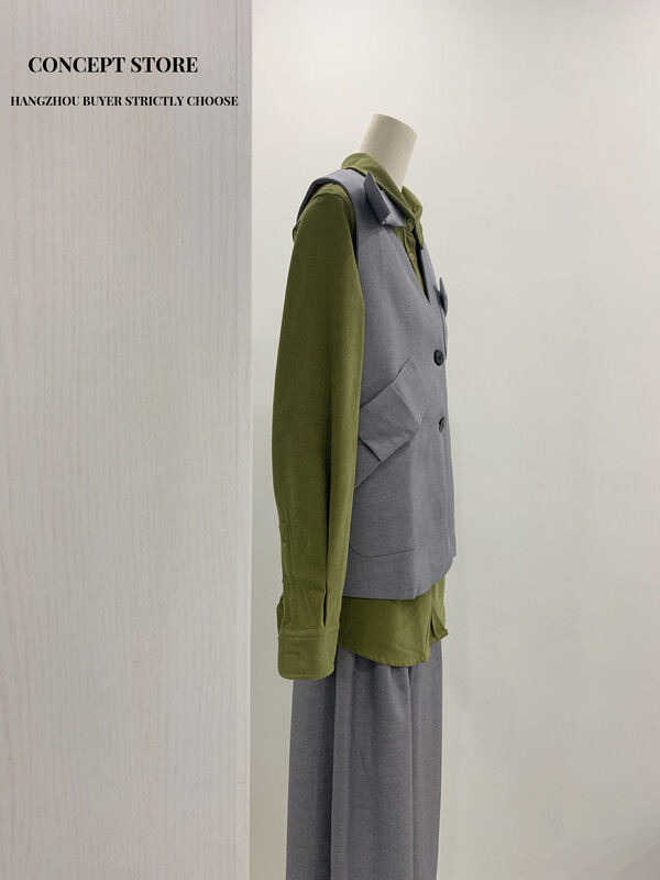 New in Autumn! [Concept Store - Object Reverse] Temperament V-Neck Single-Breasted Vest AKI-6197# CHO