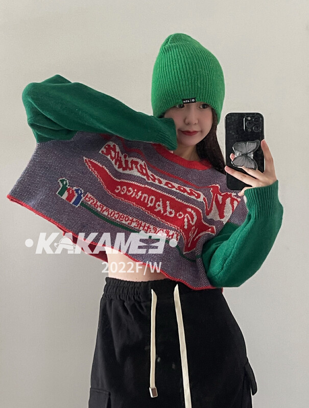 [KAKAMEE] High quality arctic velvet retro American colorblock alphabet short sweater sweater 1850