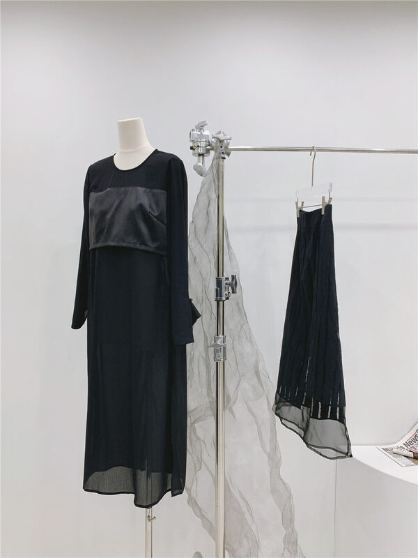 Autumn is new! [Concept Store - Object Reverse] Casual stitching straight round neck long sleeve T-shirt BJN-232# CHO