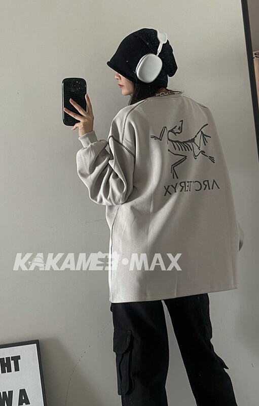 [KAKAMEE] The new small bird brand capsule behind the big bird skeleton fossil print letter sweater high street sports sweater N80