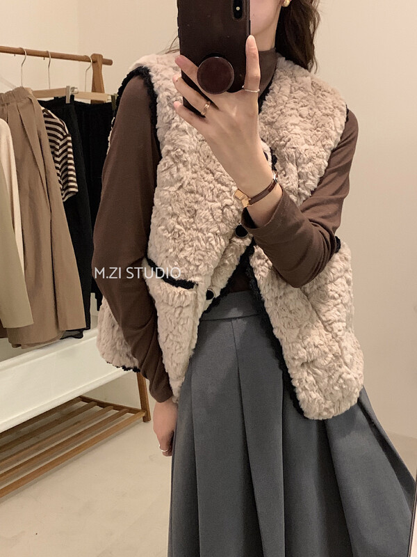 【M.ZI STUDIO】Comfortable and versatile color matching vest 12115# HBX