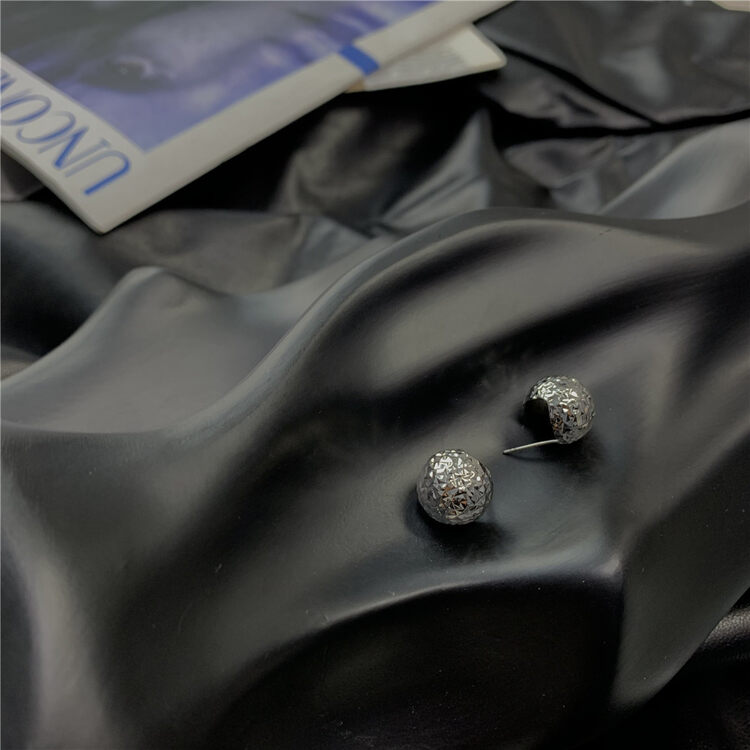 【Concept Store - Object Reverse】Simple and Small Texture Earrings (With Box Random) WE-N13297K0Z# CHO