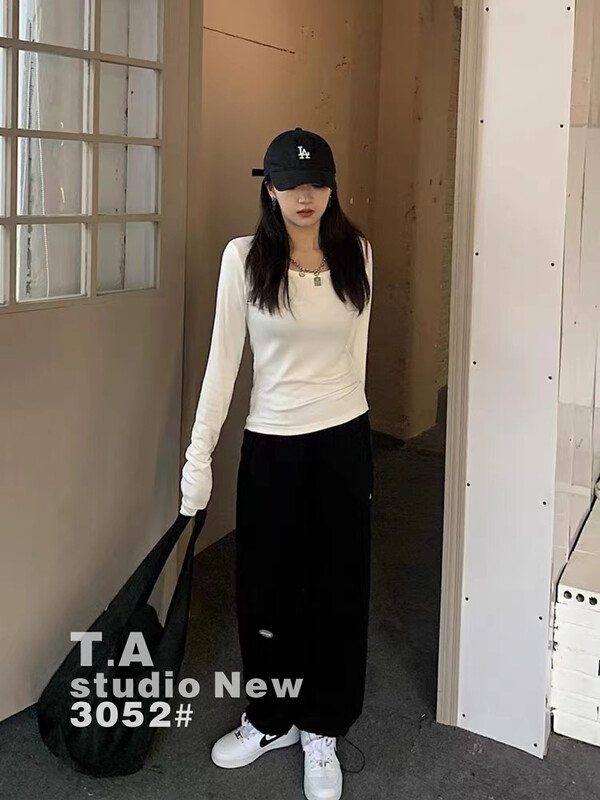 New in autumn!【TA+】Korean style round neck slimming bottoming shirt 3052# L