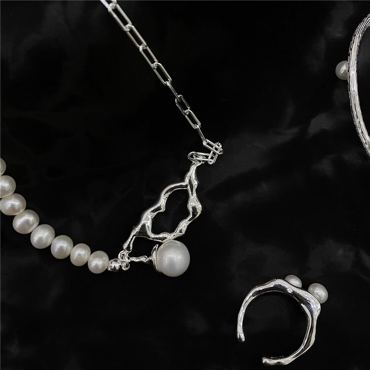 [Concept Store - Object Reverse] Silver Needle Pearl Stitching Short Necklace (with gift box packaging) XJJ-D0219-1# CHO