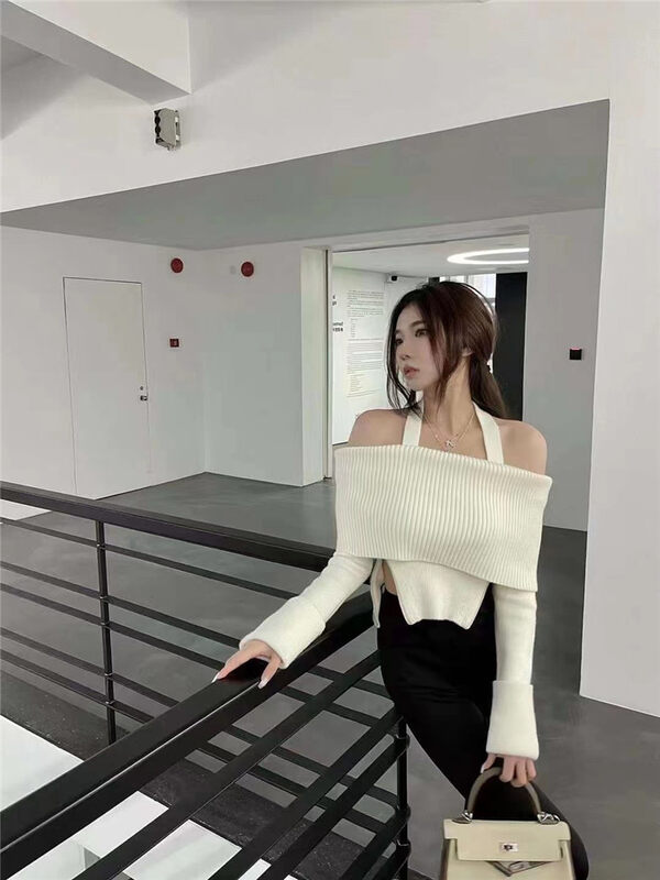 New in winter! [Korean C home] Small feminine temperament one-shoulder off-the-shoulder thin warm sweater 0723# PCZ