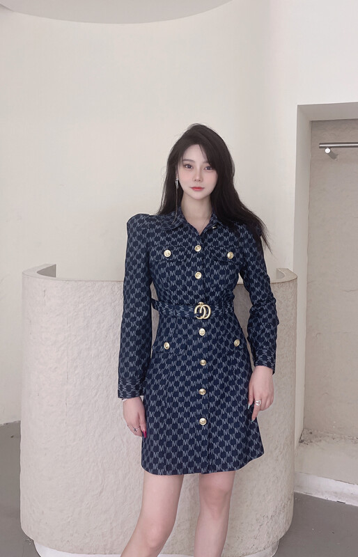 New in early autumn! [MI2 (N: AA)] Fashionable letter full print puff sleeve dress (with belt) B6479# JJ