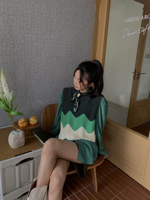 【NEIHE】Contrast Color Wave Stripe Casual Suit Set 6233