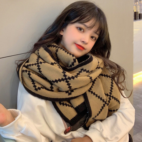 Korean version of knitted woolen scarf female winter new thickening warm student wild cute net red couple scarf male