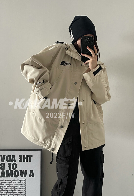 [KAKAMEE] 2022 new trendy brand letter embroidery stand collar zipper button hooded windbreaker quilt loose casual all-match S808