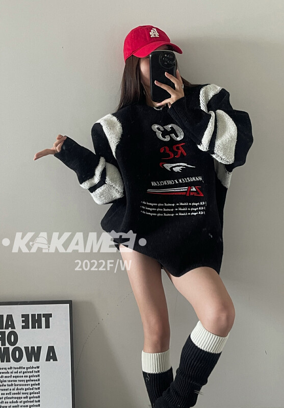 [KAKAMEE] American letter embroidery contrast color stitching large version of arctic fleece thickened sweater sweater 1925