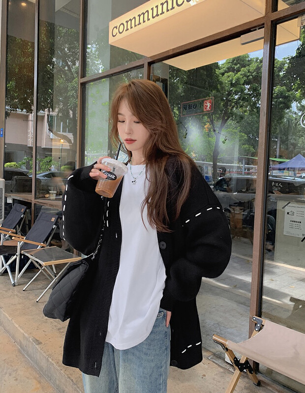 New in winter!【SAVAGE】Korean Lazy Style Versatile V-neck Stitched White Lined Knit Cardigan S1110# WPL