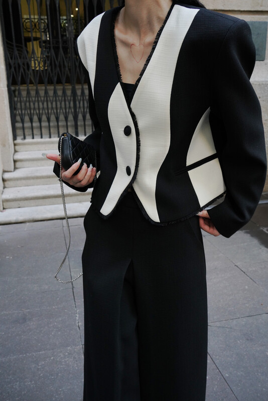 【NEIHE】French retro fashion casual raw edge contrast blazer short coat 88105# JHY