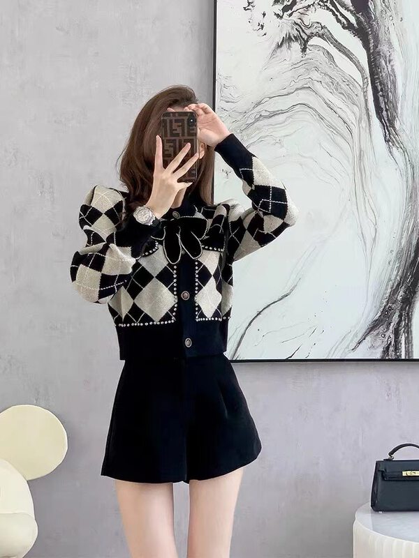 [Korean C Home] Lingge Design Sense Retro Heavy Industry Knit Cardigan 0837# PCZ