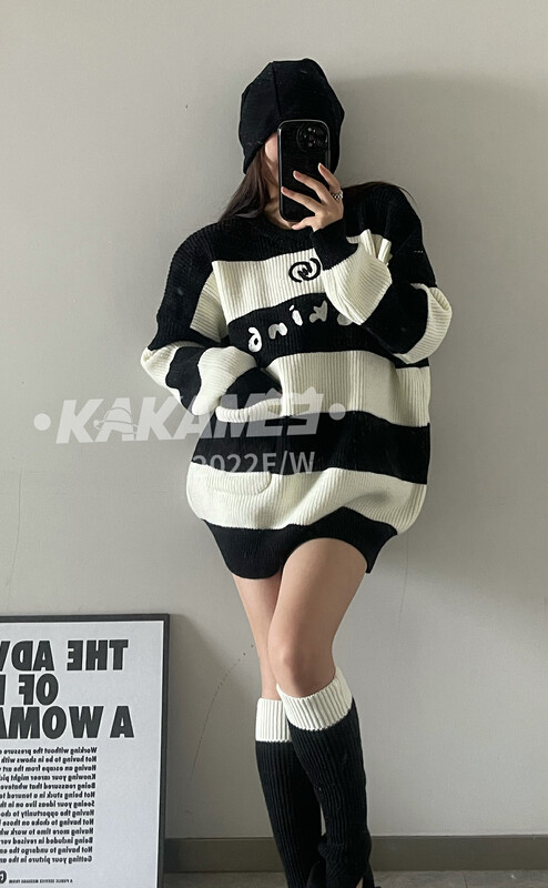 【KAKAMEE】2022 New Lazy Contrast Color Striped Pullover Sweater Loose Casual 1916