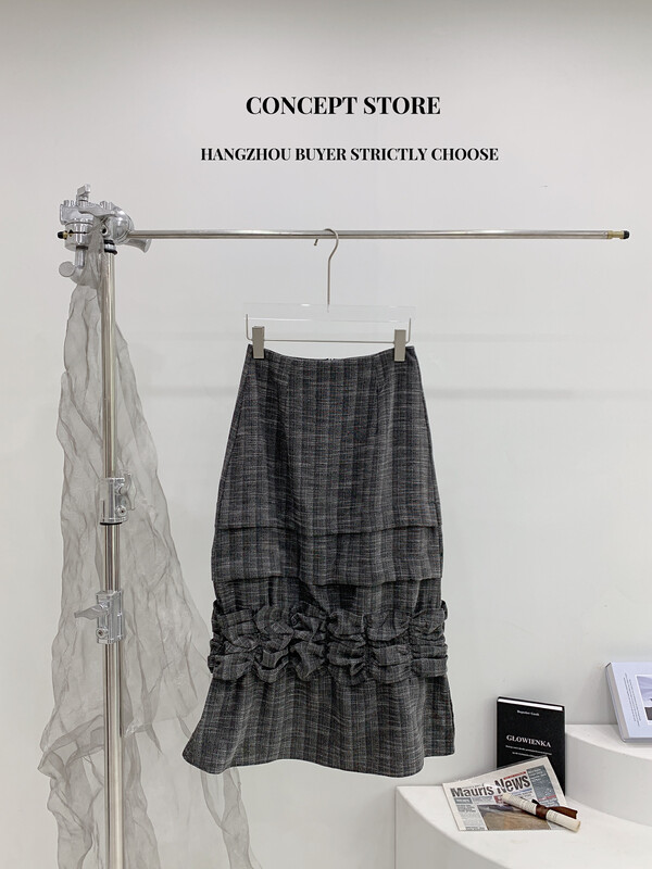 Autumn models are new! [Concept Store-Reverse] Mid-length skirts with a sense of niche design LVP-331# CHO