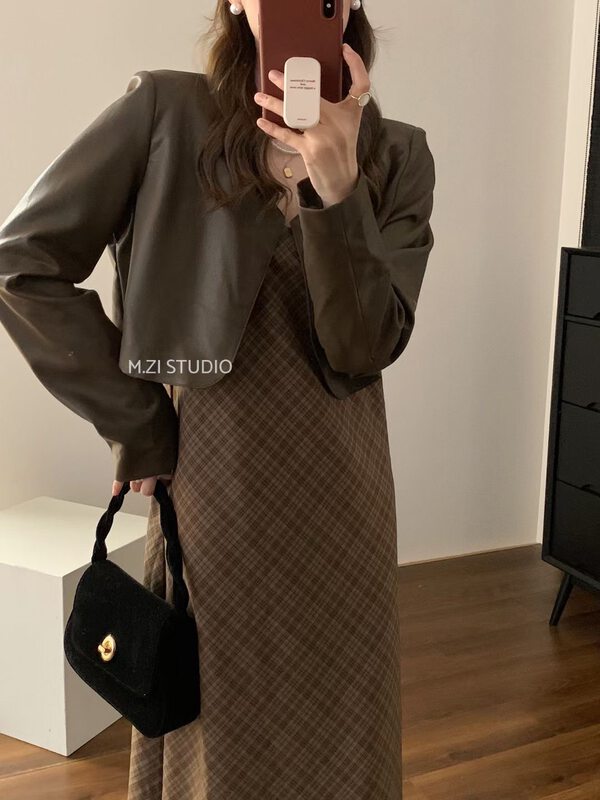 New in autumn! [M.ZI STUDIO] round neck temperament short PU leather short coat YS1-12018# HBX