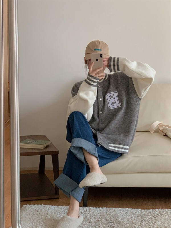 New in winter! [Yi Xun] Design sense long-sleeved letter color-blocking casual baseball knitted cardigan 0413# HYY