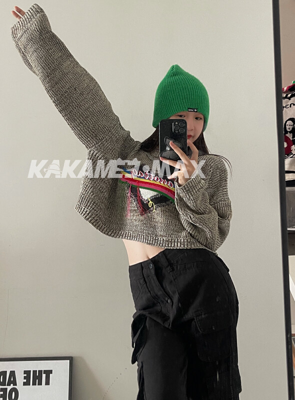 [KAKAMEE] Playful rainbow embroidered jacquard love round neck sweater new sweater dream and retro collision 1818