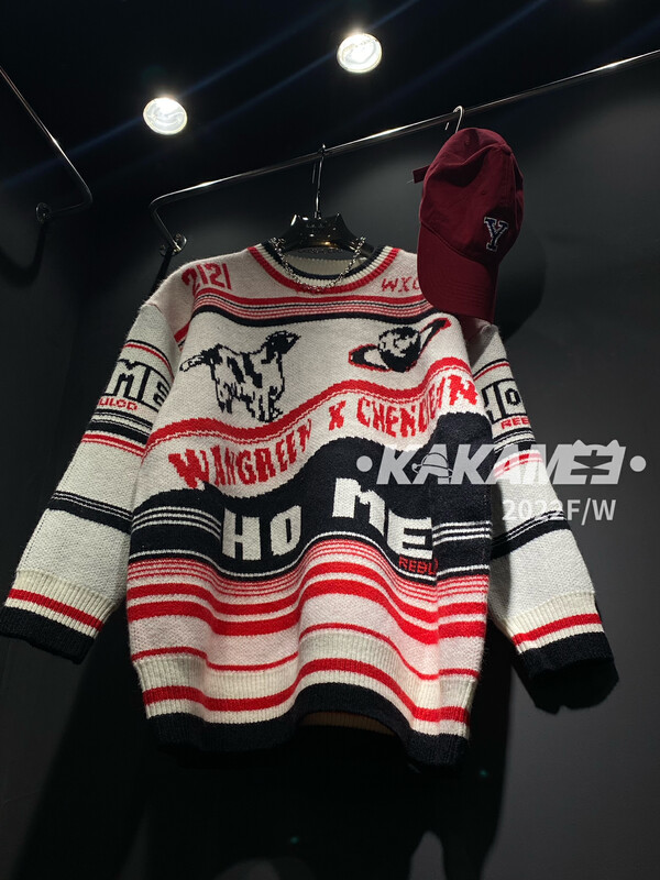 [KAKAMEE] American retro autumn and winter heavy industry hit color striped knitted sweater pullover sweater sweater striped letter hot girl style n1866