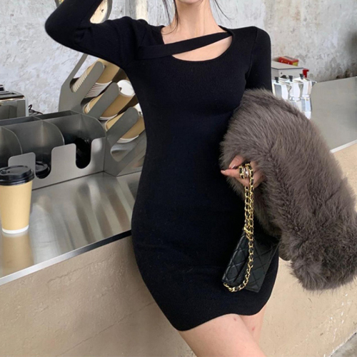 2022 autumn new dress sexy slim fit and thin bag hips bottoming skirt pure desire temperament women's Korean version