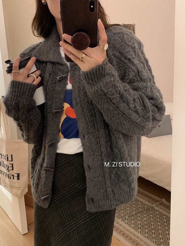 New in winter!【M.ZI STUDIO】Casual all-match horn button warm sweater 597# HBX