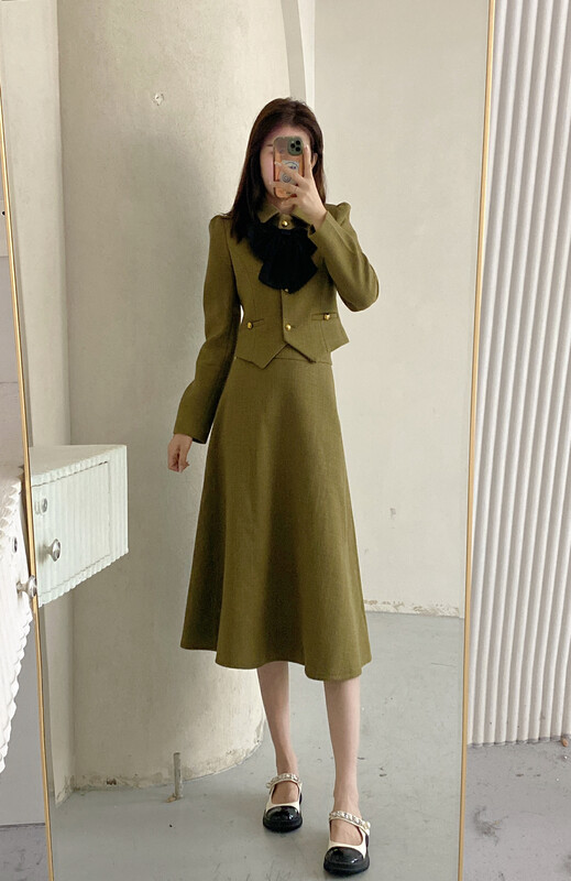 【MI2(N:AA)】Xiaoxiang style coat + loose fishtail skirt suit (with brooch) B6554# JJ