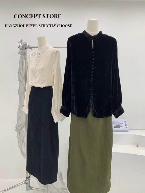 Autumn is new! [Concept Store - Object Reverse] Retro Velvet Round Neck Shirt AVR-999# CHO