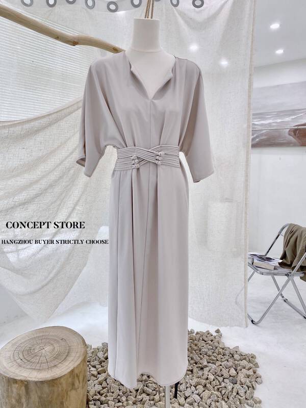 New in early autumn! [Concept Store-Reverse] Retro Dress with Waist Design DM-2060# CHO