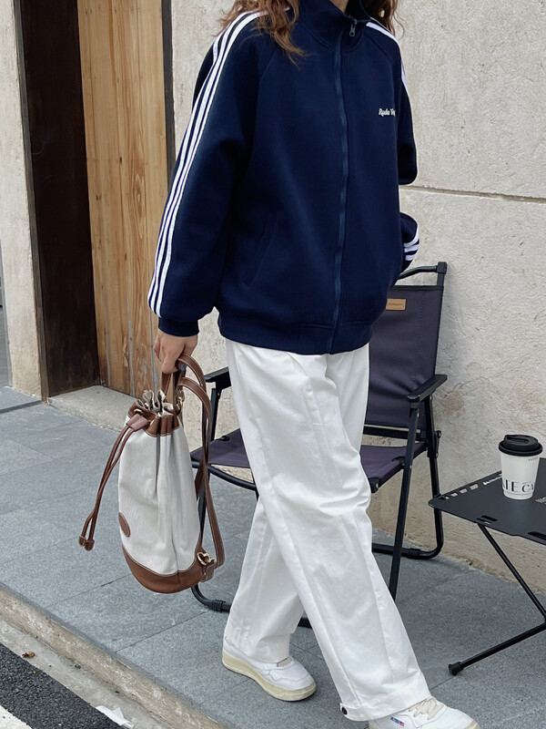 【EVER TRUE】Versatile Letter Embroidered Zipper Cardigan Sweater 31581# CLS